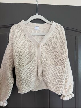 Baby Gap 4Y Chunky Knit Cardigan 🤍